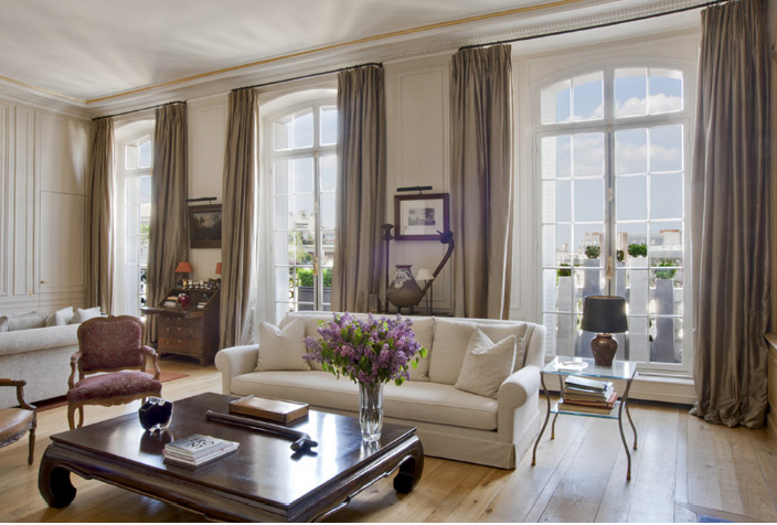 Дизайн гостиной в парижском стиле